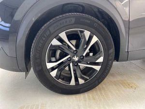 Peugeot 2008 SUV  Allure Pack Gasolina 130 S&S 6 Vel. MAN   - Foto 15