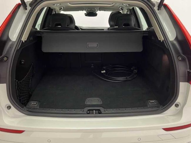 Volvo XC60 Recharge Core, T6 AWD Híbrido enchufable, Eléctrico/Gasolina, Bright   - Foto 17