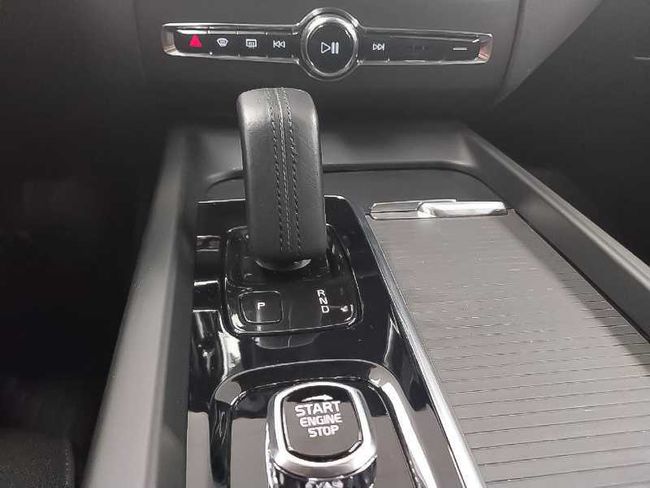 Volvo XC60 B4 (D) Momentum Pro FWD Aut.   - Foto 11