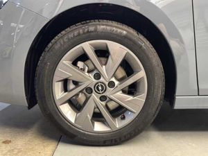 Opel Corsa Edition 1.2T XHL MT6 S/S 100 CV (74kW)   - Foto 17