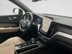 Volvo XC60 B5 AWD Core 26   - Foto 9