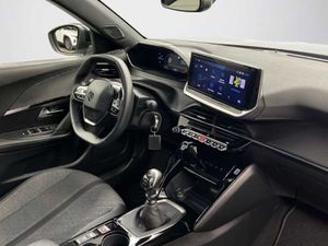 Peugeot 2008 NSUV  Allure Gasolina 100 S&S 6 Vel. MAN   - Foto 16