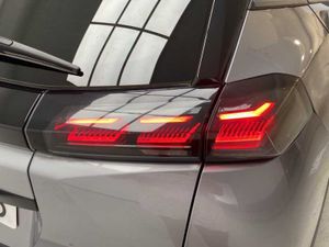 Peugeot 2008 NSUV  Allure Gasolina 100 S&S 6 Vel. MAN   - Foto 16