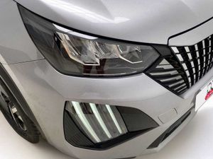 Peugeot 2008 NSUV  Allure Gasolina 100 S&S 6 Vel. MAN   - Foto 15