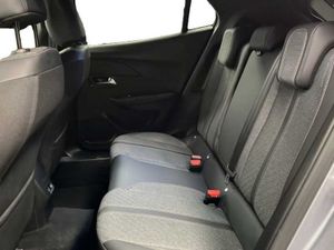 Peugeot 2008 NSUV  Allure Gasolina 100 S&S 6 Vel. MAN   - Foto 18