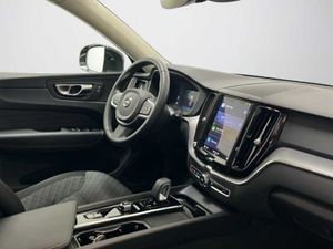 Volvo XC60 Core, B5 AWD Mild hybrid, Gasolina MODELO ANTERIO   - Foto 9
