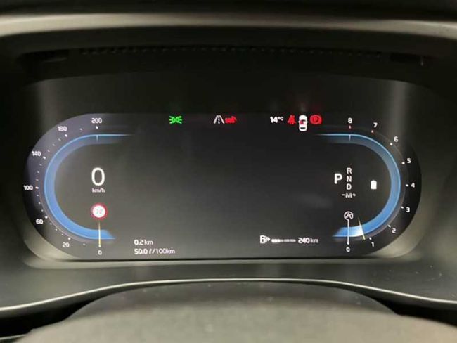 Volvo XC40 Plus, B3 (gasolina), Gasolina, Bright   - Foto 14