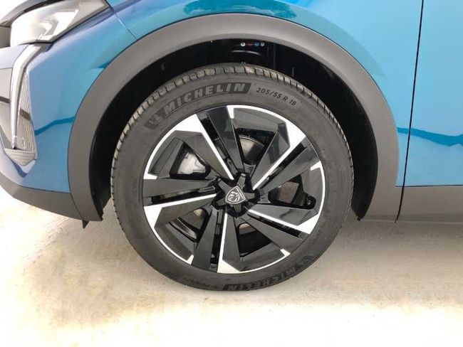 Peugeot 408 Nuevo  Allure Pack Gasolina 130 S&S EAT8   - Foto 29