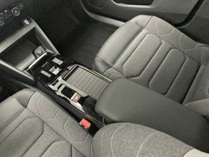 Citroën C4 Nuevo  Hybrid 145 ë-DSC6 BUSINESS EDITION   - Foto 16