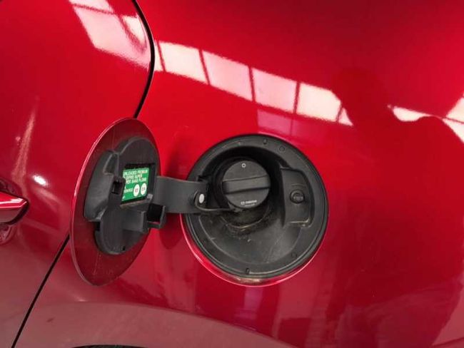 Mazda 3 2024 2,0L E-SKYACTIV G MHEV 110 KW (150 CV) 6AT FWD HOMURA   - Foto 17