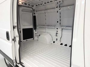 Citroën Jumper Nueva  Furgón 3.5 L2 H2 BlueHDi 140 S&S 6v   - Foto 21