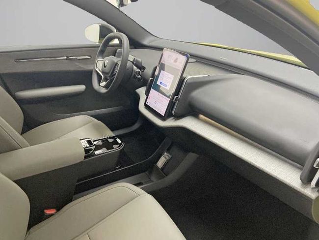 Volvo EX30 Plus Single Motor Extended Range eléctrico   - Foto 18