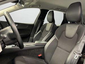 Volvo XC60 B4 (D) Momentum Pro FWD Aut.   - Foto 10