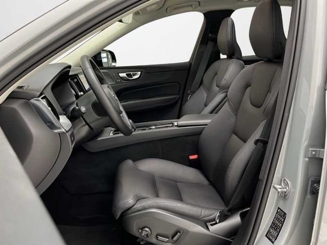 Volvo XC60 Ultimate, B4 AWD Mild hybrid, Diésel, Dark   - Foto 21