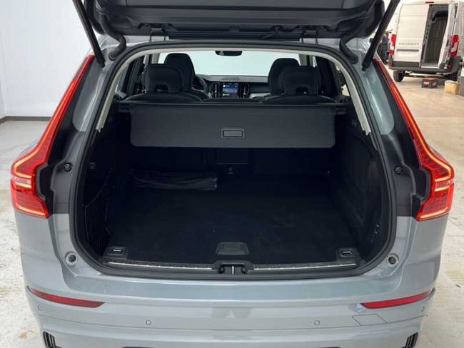 Volvo XC60 Ultimate, B4 AWD Mild hybrid, Diésel, Dark   - Foto 12