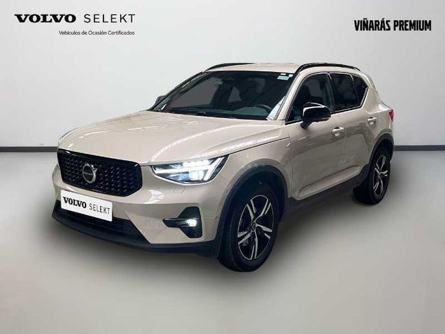 Volvo XC40 Plus, B3 Mild hybrid, Gasolina, Dark   - Foto 2
