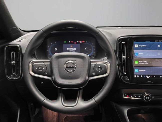 Volvo XC40 Plus, B3 Mild hybrid, Gasolina, Dark   - Foto 15