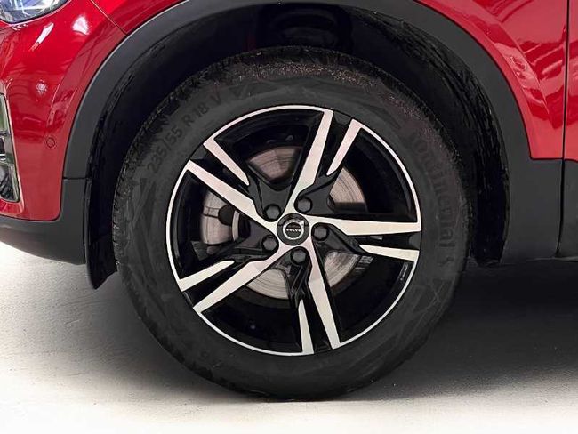 Volvo XC40 Plus, B3 Mild hybrid, Gasolina, Dark   - Foto 10