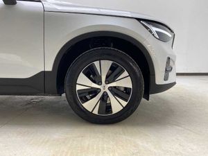 Volvo XC40 Plus, B3 Mild hybrid, Gasolina, Dark   - Foto 9