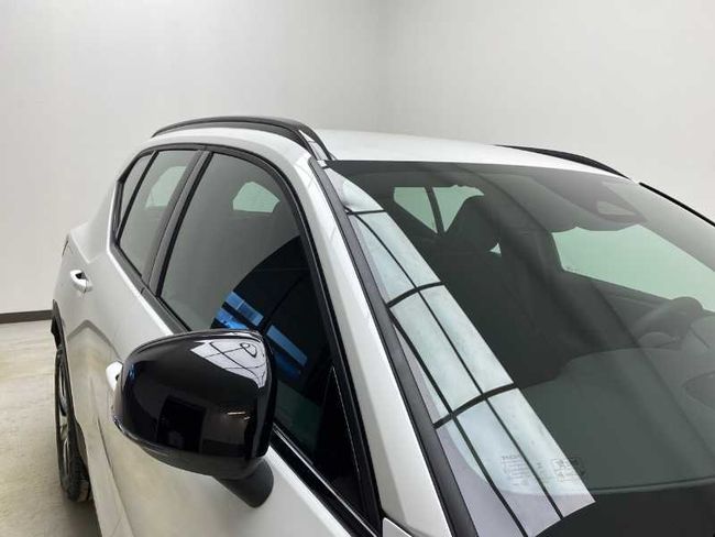 Volvo XC40 Plus, B3 Mild hybrid, Gasolina, Dark   - Foto 12