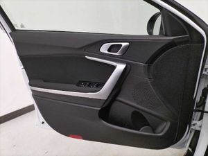 Kia XCeed Nuevo  1.0 T-Gdi 100 CV Drive   - Foto 16