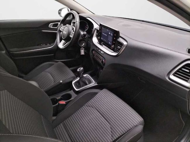 Kia XCeed Nuevo  1.0 T-Gdi 100 CV Drive   - Foto 15