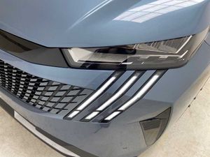 Peugeot 3008 Hybrid Nuevo 3008 Allure HYBRID 145 e-DCS6   - Foto 19