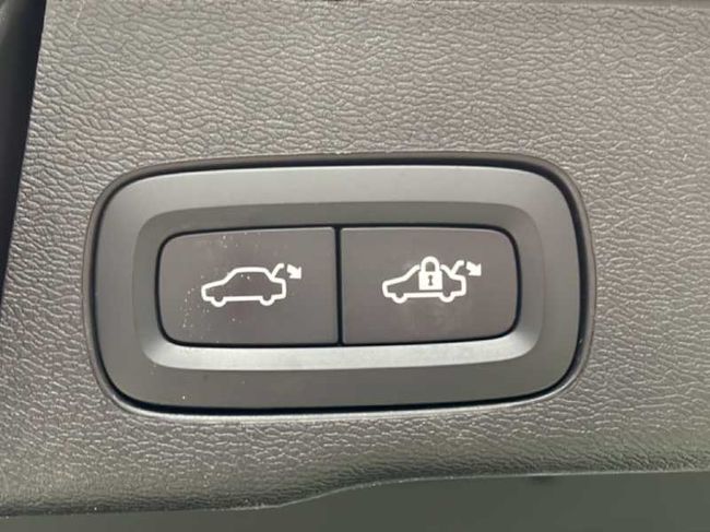 Volvo XC60 B4 (D) AWD Core Auto   - Foto 19