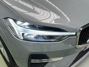 Volvo XC60 B4 (D) AWD Core Auto   - Foto 21