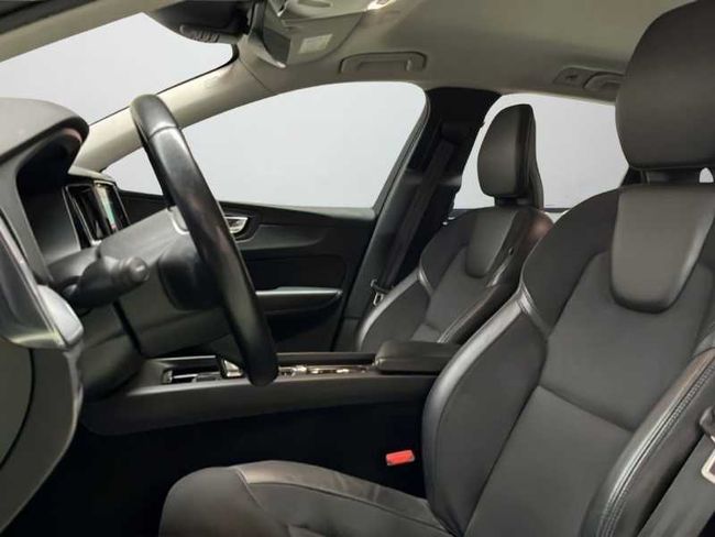 Volvo XC60 B4 (D) AWD Business Plus Auto   - Foto 9