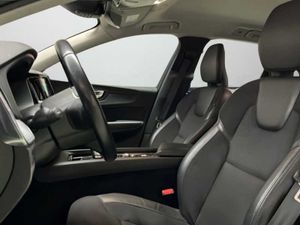 Volvo XC60 B4 (D) AWD Business Plus Auto   - Foto 9