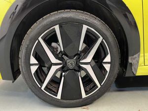 Peugeot 208 N 5P GT HYBRID 136 eDCS6   - Foto 16