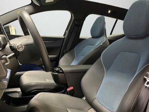 Volvo EX30 Ultra, Single Motor Extended Range, Eléctrico   - Foto 16
