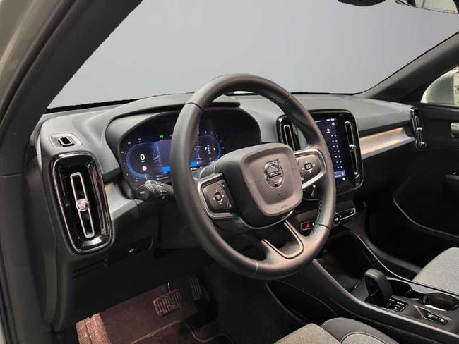 Volvo XC40 Core, B3 Mild hybrid, Gasolina   - Foto 10
