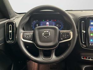 Volvo XC40 Core, B3 Mild hybrid, Gasolina   - Foto 12