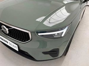 Volvo XC40 Core, B3 Mild hybrid, Gasolina   - Foto 11