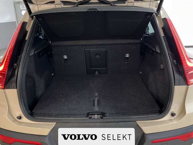 Volvo XC40 Core, B3 Mild hybrid, Gasolina   - Foto 12