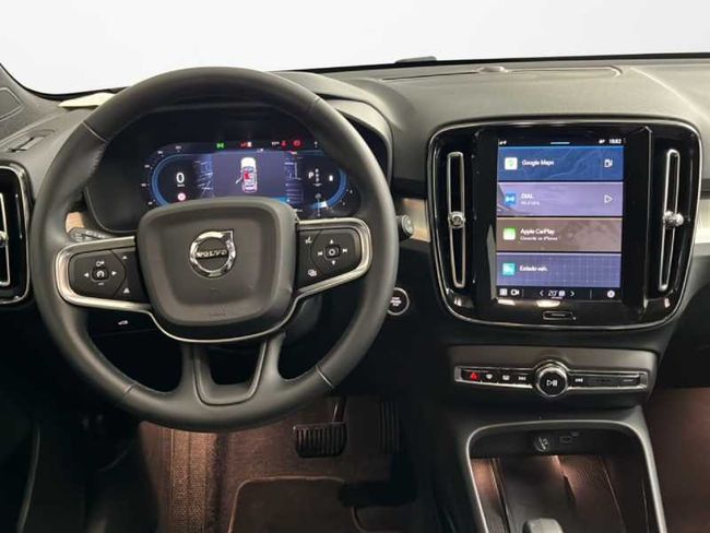 Volvo XC40 Core, B3 Mild hybrid, Gasolina   - Foto 13