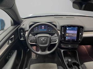 Volvo XC40 Core, B3 Mild hybrid, Gasolina   - Foto 13