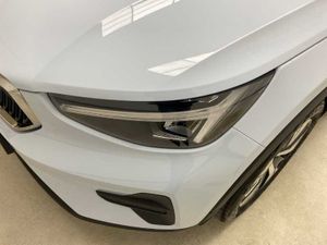 Volvo XC40 Core, B3 Mild hybrid, Gasolina   - Foto 10