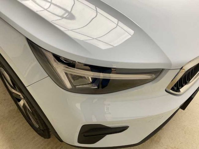 Volvo XC40 Core, B3 Mild hybrid, Gasolina   - Foto 11