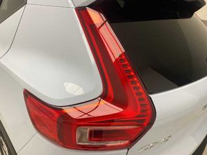 Volvo XC40 Core, B3 Mild hybrid, Gasolina   - Foto 13