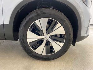 Volvo XC40 Core, B3 Mild hybrid, Gasolina   - Foto 9