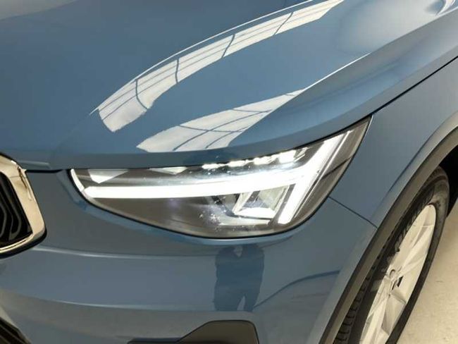 Volvo XC40 Core, B3 Mild hybrid, Gasolina   - Foto 21