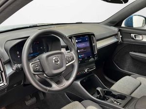 Volvo XC40 Core, B3 Mild hybrid, Gasolina   - Foto 19