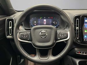 Volvo XC40 Plus, B3 Mild hybrid, Gasolina, Dark   - Foto 19