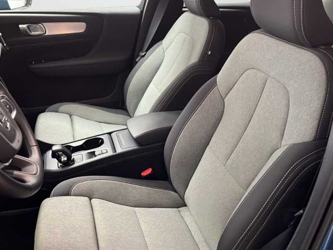 Volvo XC40 Core, B3 Mild hybrid, Gasolina   - Foto 15