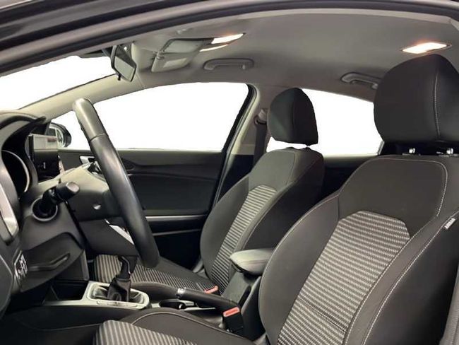 Kia XCeed Nuevo  1.0 T-Gdi 100 CV Business   - Foto 31