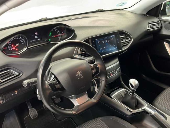 Peugeot 308 1.2 PureTech S&S Style 130   - Foto 18