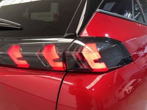 Peugeot 2008 SUV  Allure Pack PureTech 100 S&S 6 Vel. MAN REBU   - Foto 21